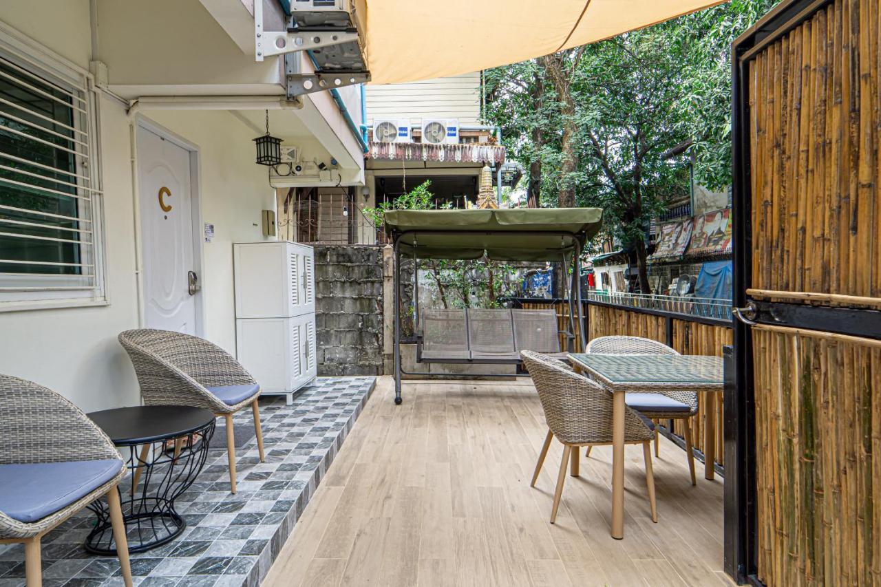 Canal View Lo-Ha Guest House, Contactless Check-In Бангкок Экстерьер фото
